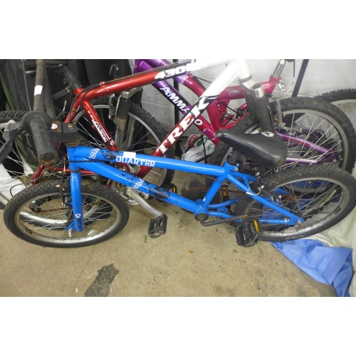 2243 - Quarter blue BMX bike