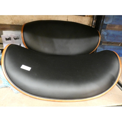 3062 - Black upholstered and walnut effect desk chair * This lot is subject to VAT