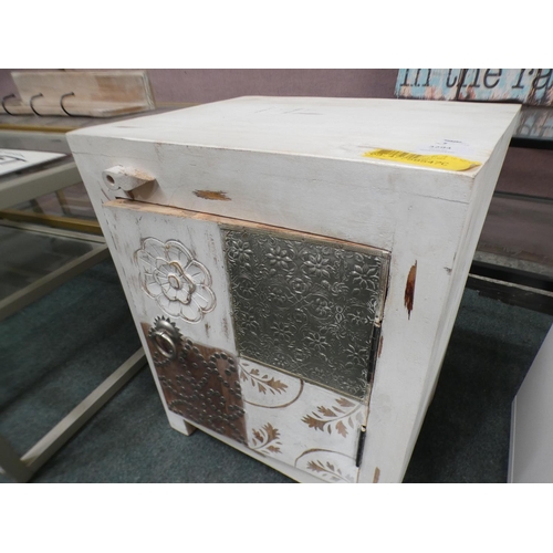 3294 - Wooden painted distressed effect chest (50cm H x 40cm W x 32cm D) * This lot is subject to VAT