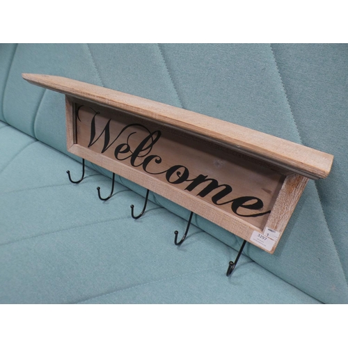 3297 - Washed effect five hook 'Welcome' wall mounted shelf & coat rack (26 x 61cm)