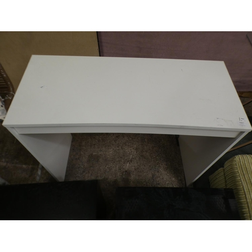 3307 - White painted desk (72cm H x 90cm W x 40cm D) * This lot is subject to VAT