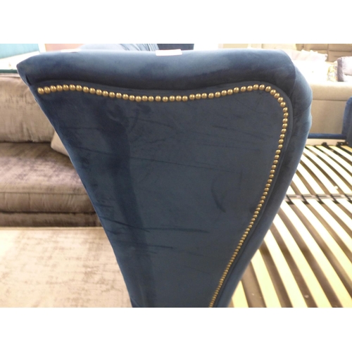 1566 - A superking blue velvet bedframe with buttoning and studwork