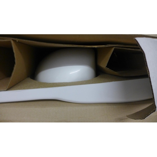 2224 - Cloakroom sink with unit (640 x 470mm) and 4 boxed items