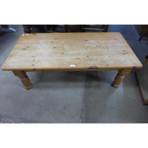 191 - A pine coffee table