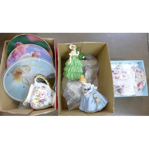 1204 - A collection of figurines, a Fenton China floral jug, a boxed Grace's teaware set, etc. **PLEASE NOT... 