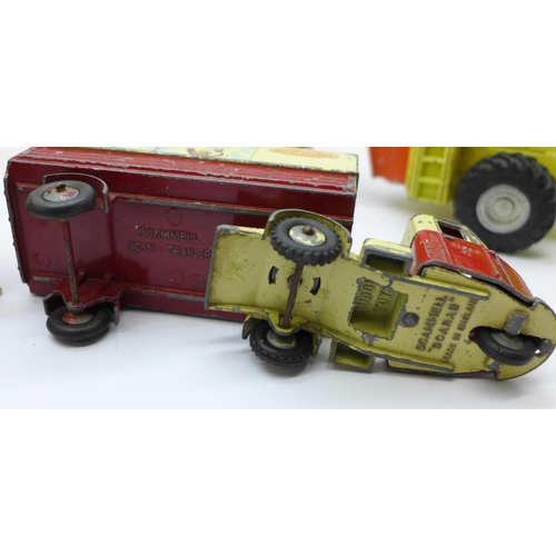 699 - A Budgie Toys Scammell 'Scarab' British Railways, a Dinky Toys Road Grader and a Floride Renault mod... 