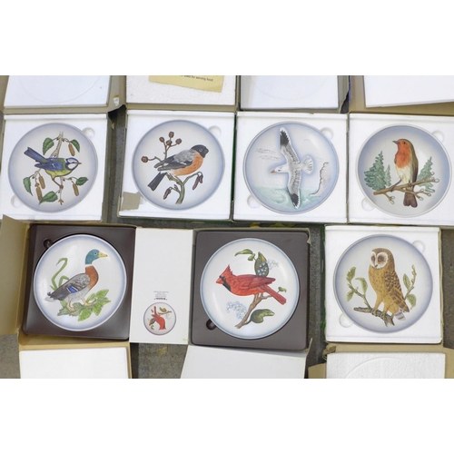 701 - Seven Goebel wildlife collectors plates, boxed