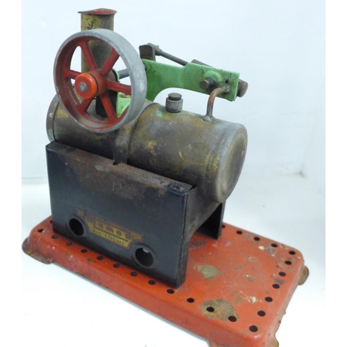 731 - A collection of three steam engines including two Mamod, line shaft and other pulley wheels and part... 