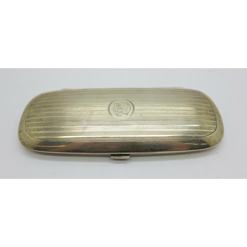 861 - A silver case, 166g, 62mm x 157mm