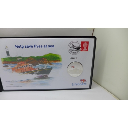 862 - The Official 2021 Royal National Lifeboat Institution £5 Coin Cover, with Certificate of Authenticit... 