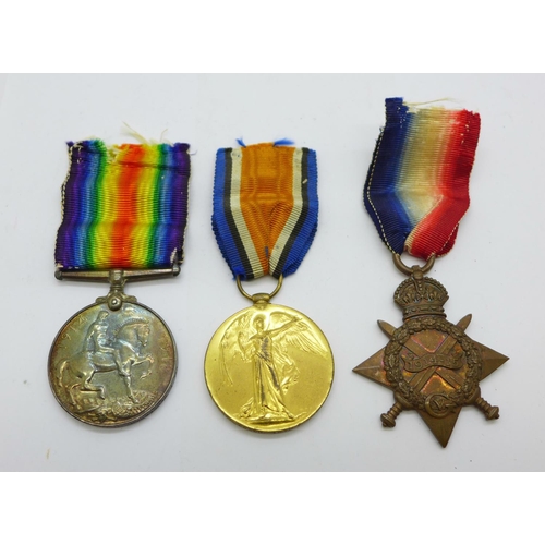 879 - A trio of WWI medals with ribbons to Cpl F. Henderson 10th F. AMB-S.A.M.C.