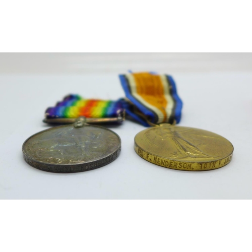 879 - A trio of WWI medals with ribbons to Cpl F. Henderson 10th F. AMB-S.A.M.C.