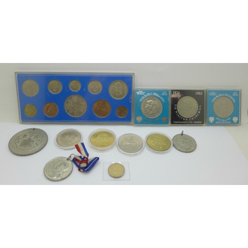 982 - A collection of commemorative coins including Isle of Man, The Royal Wedding 1981, etc.