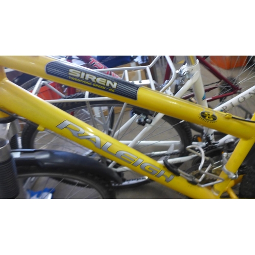2307 - Raleigh Siren lady's MTB
