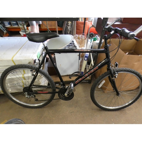 2380 - Raleigh Max black gent's ATB