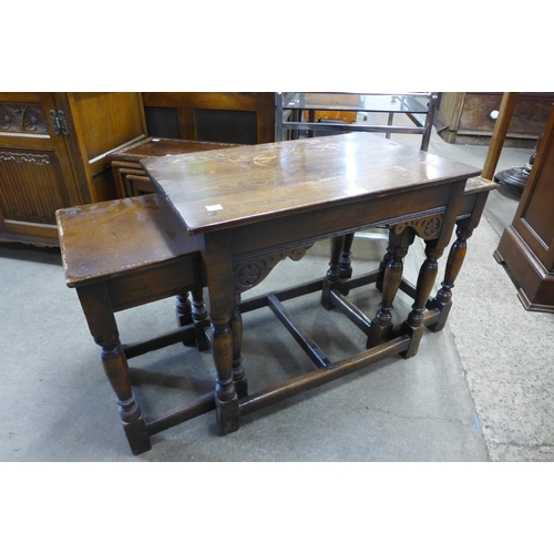 167 - A G.T. Rackstraw Ltd. oak nest of tables