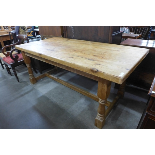 192 - A large pine two drawer farmhouse kitchen table