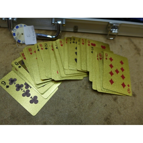 2097 - Poker set in metal case