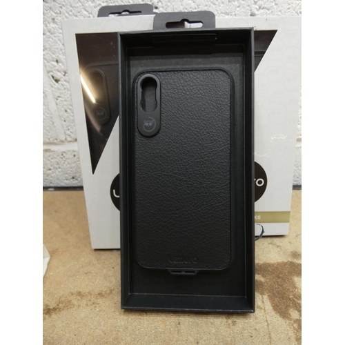 2106 - 10 Leather effect iPhone XS cases