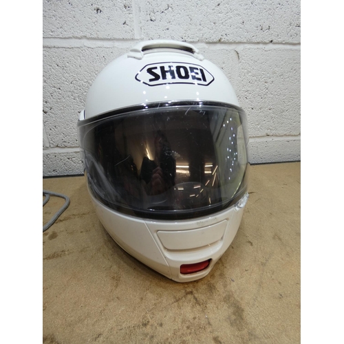 2128 - Shoei motorbike helmet with Pinlock fog free lens & bag - Size Large 60-61cm