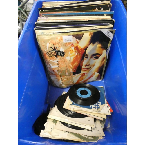 2132 - Collection of records - a/f