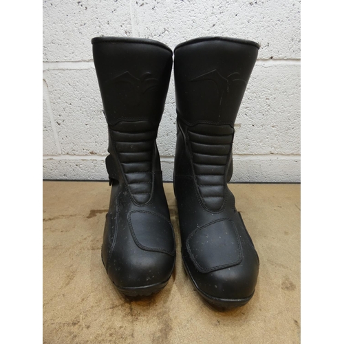 2160 - Pr. of Blytz motorbike boots - size 42