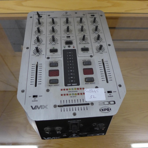 2189 - VMX 200 fully VCA controlled DJ mixer