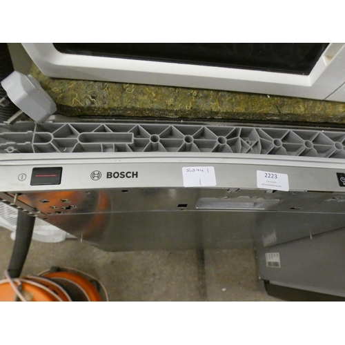 2223 - Bosch integrated dishwasher - W