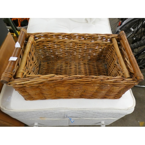 2302 - 2 Wicker baskets