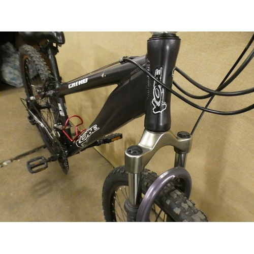 2305 - Gent's Kobe Grind front disk brake & suspension MTB