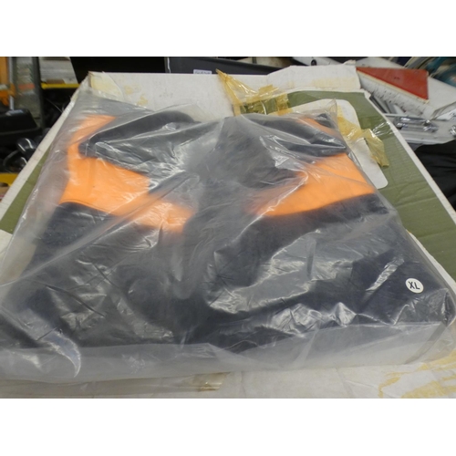 2316 - 10 Assorted donkey jackets