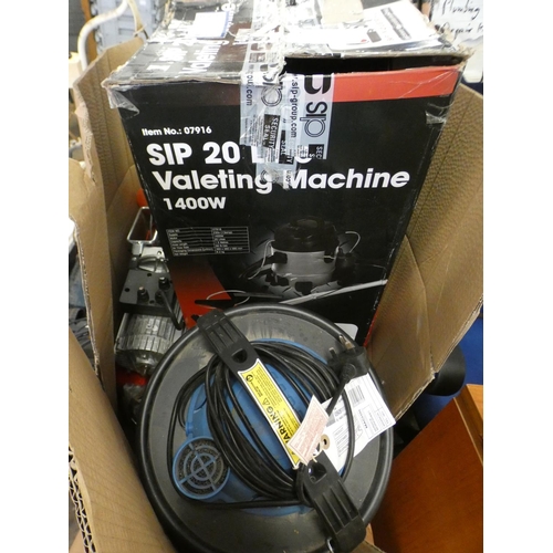 2349 - Two boxes of assorted Clarke pumps - MM778 - sold as scrap * This lot is subject to VAT