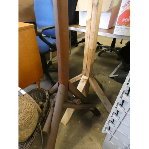 2352 - 2 Bird tables with bug hotel