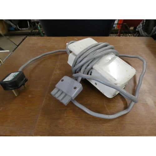 2354 - Jones sewing machine - in case with pedal