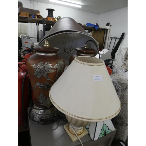 2360 - 3 Lamps, 2 a/f