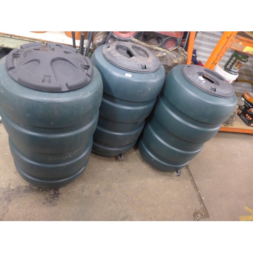 2402 - 3 x 230 ltr water butts