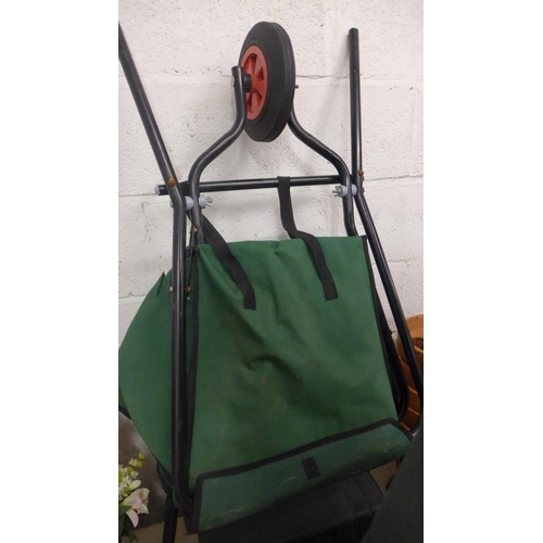 2405 - Wheelbarrow & water butt with stand