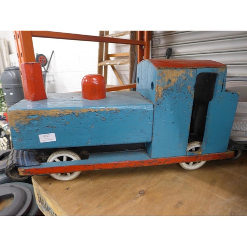2412 - Wooden toy train
