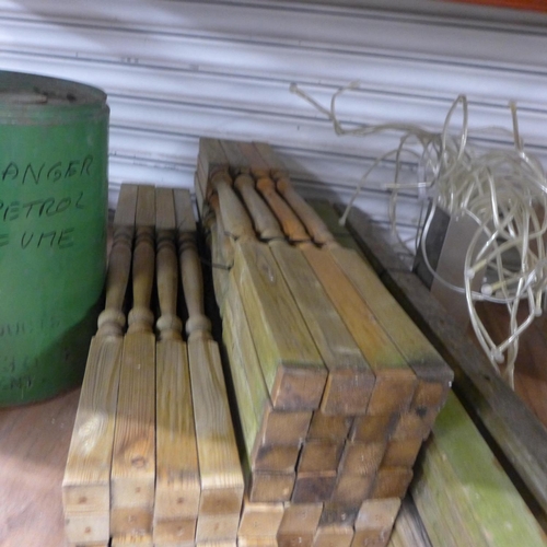 2414 - 44 Decking spindles with 8 lengths of hand rail