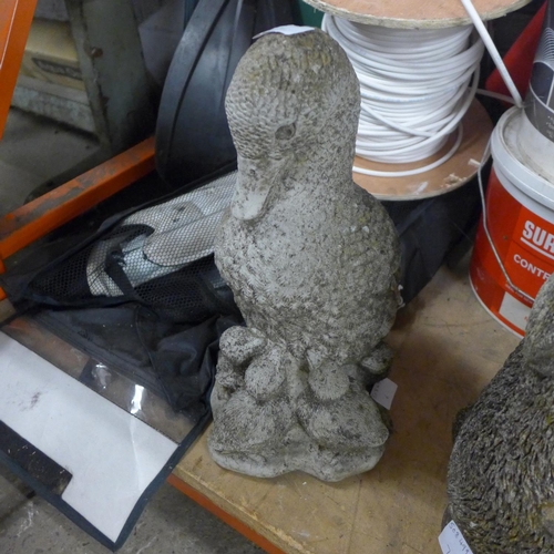 2417 - Stone duck & ducklings garden feature