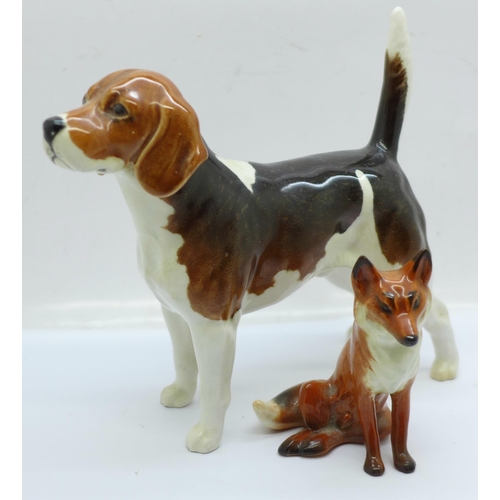 663 - A Beswick Wendover Billy beagle and a Beswick fox, seated