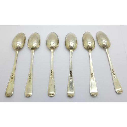 888 - A set of six silver teaspoons, 67.3g