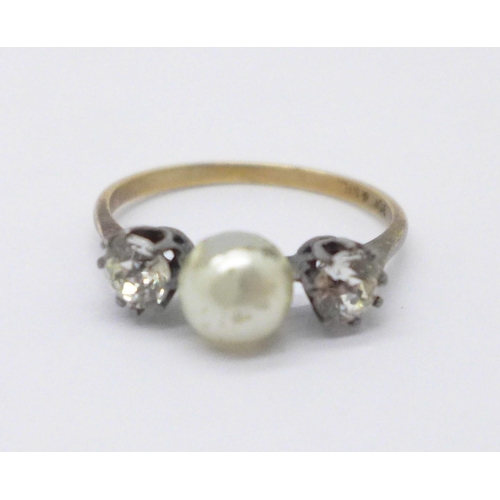 1002 - A 9ct gold and silver ring, N