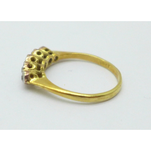 1003 - An 18ct gold, five stone diamond ring, 2.1g, J