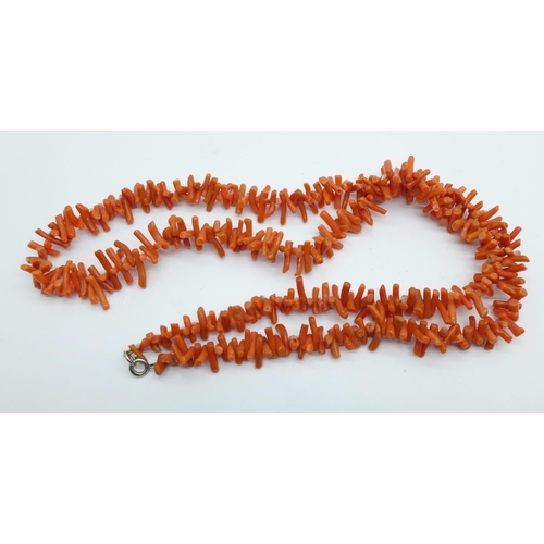 1064 - A coral necklace