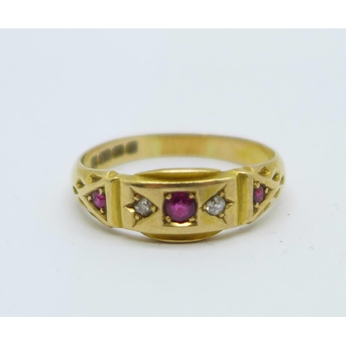 1077 - An Edward VII 18ct gold, ruby and diamond ring, Birmingham 1903, 3.6g, R