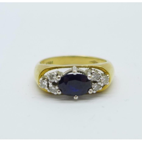 1078 - An 18ct gold, sapphire and diamond ring, 4.8g, K