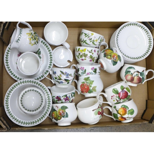 1195 - A collection of Portmeirion Botanic garden and Pomona china **PLEASE NOTE THIS LOT IS NOT ELIGIBLE F... 