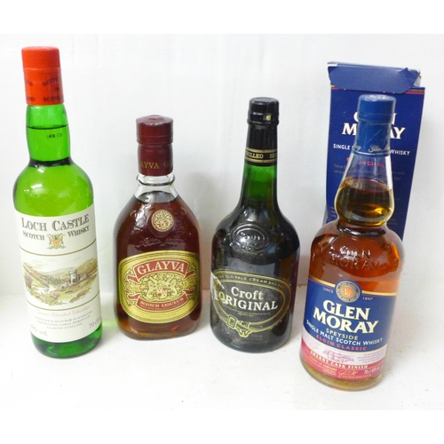 822 - Two bottles of Scotch whisky, Loch Castle and Glen Moray, a bottle of Glayva Scotch Liqueur and a bo... 