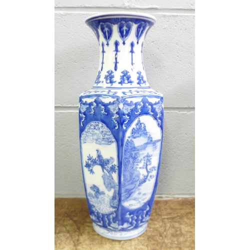 841 - A Chinese vase, 41cm